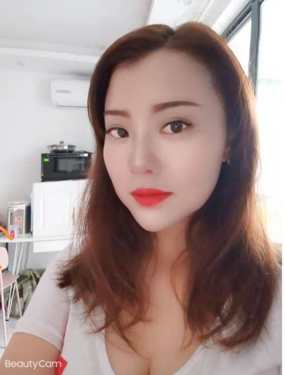 上海松江区漂亮的依依妹妹